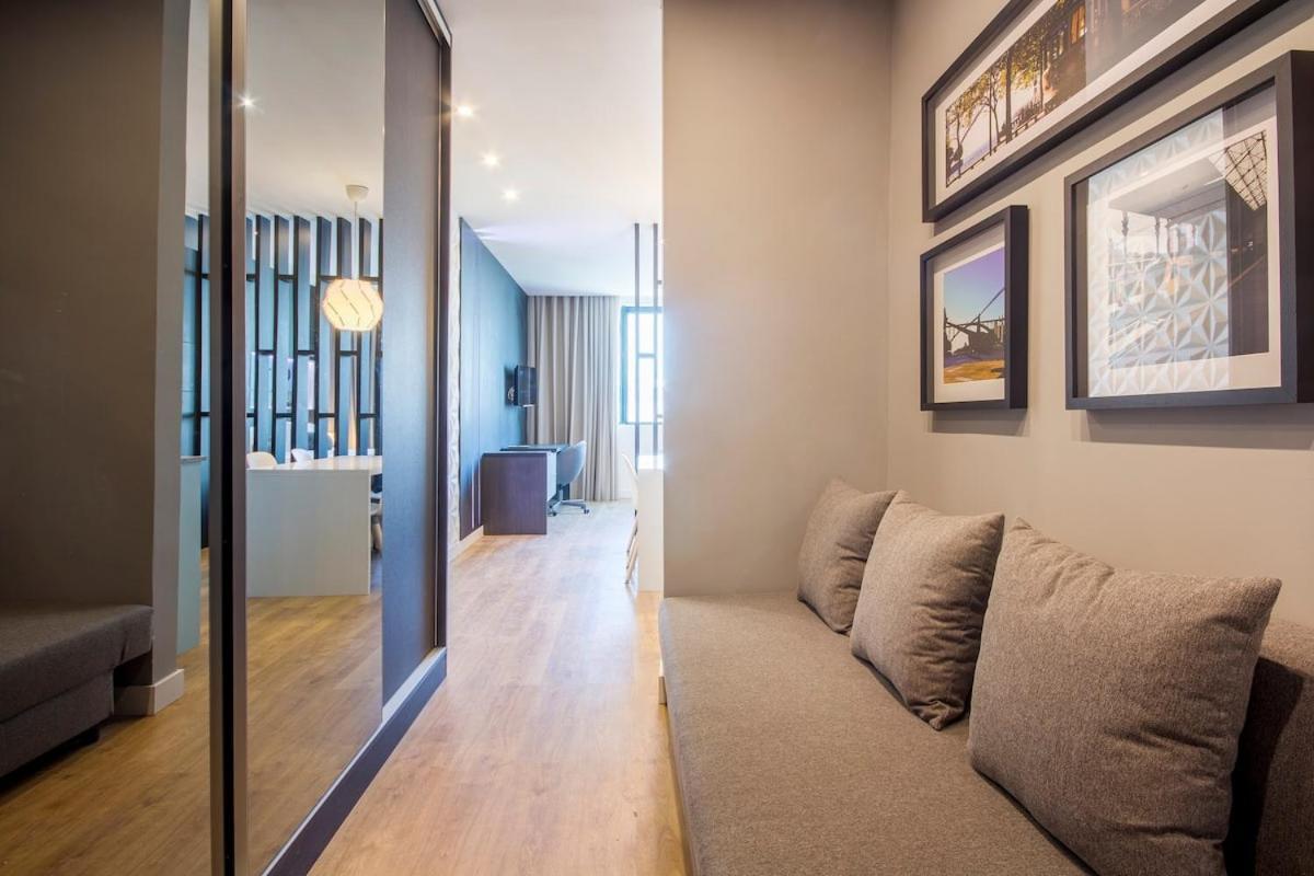 New! Apartamento Gale Apartment Porto Luaran gambar